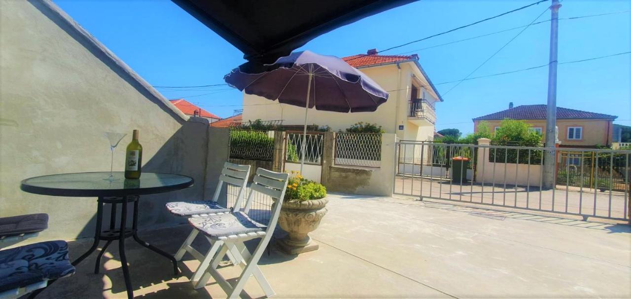 Apartment Fain - Private Parking Zadar Extérieur photo