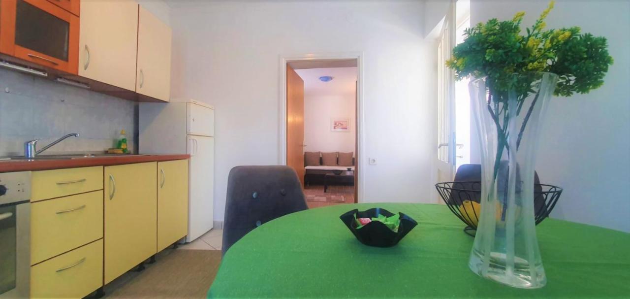 Apartment Fain - Private Parking Zadar Extérieur photo